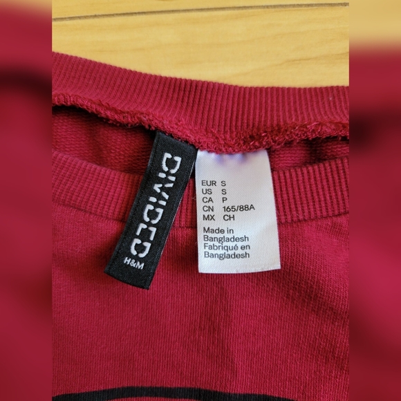 Skull sweater - Picture 3 of 3